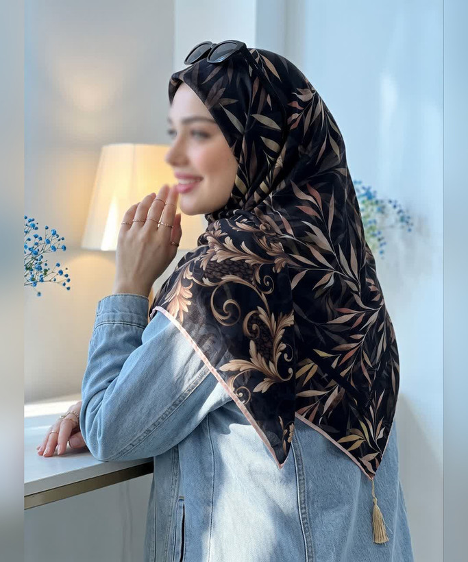روسری کرپنخ طرح برگ سوزنی قواره ۱۴۰