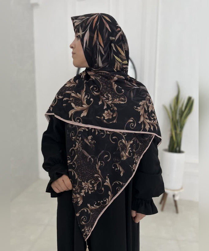 روسری کرپنخ طرح برگ سوزنی قواره ۱۴۰