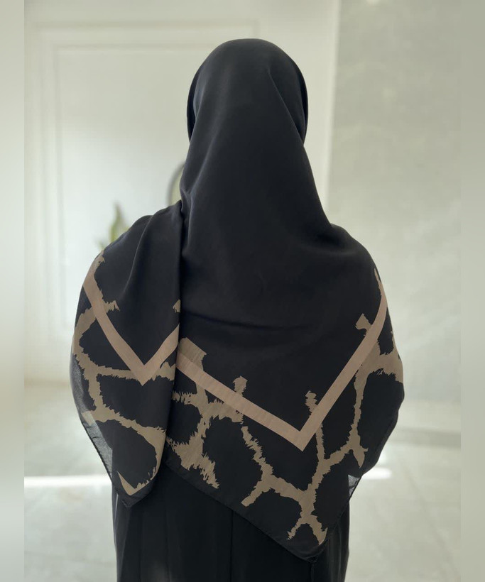 روسری نخی گلدار قواره ۱۴۰