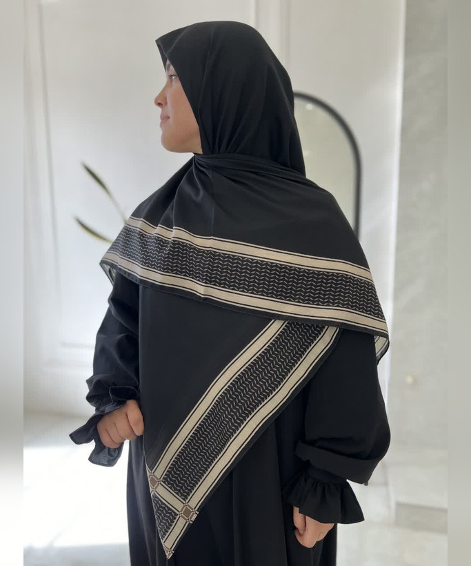 روسری سوپرنخ طرح مقاومت قواره ۱۴۰