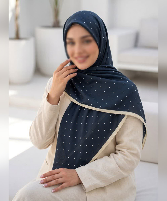 روسری نخی طرح خالخالی قواره ۱۴۰