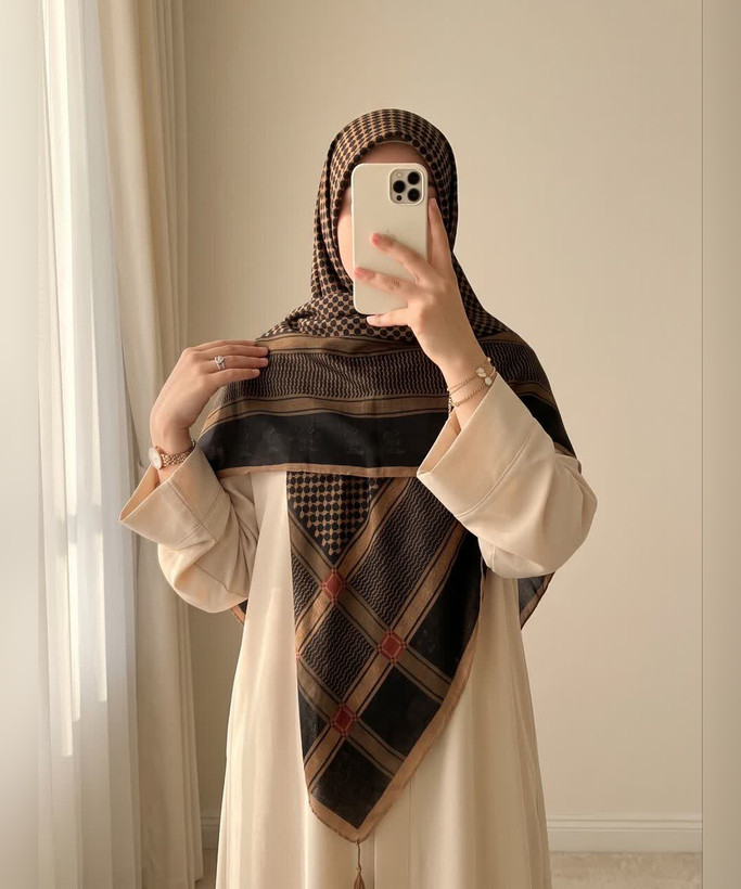 روسری نخی طرح چفیه قواره ۱۴۰